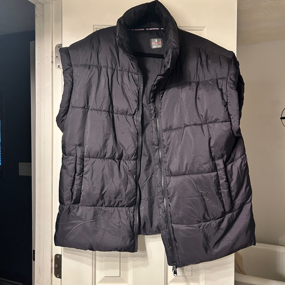 FP Movement In A Bubble Puffer Vest - Picture 3 of 5